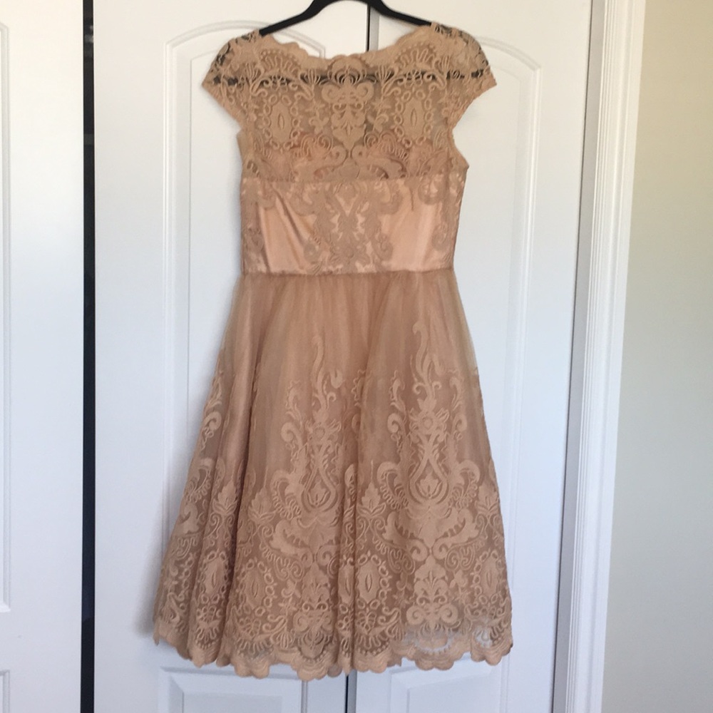 Dress - Picture 2 of 3